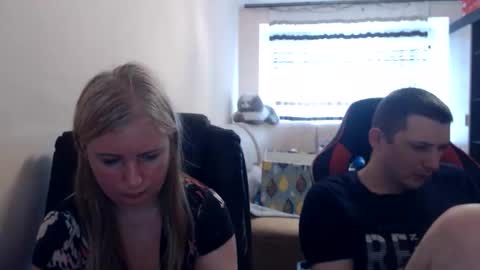 Snapshot of jenisandpeter chatting on 29, 5, 2026 JenisAndPeter online show from 29, 5, 2026