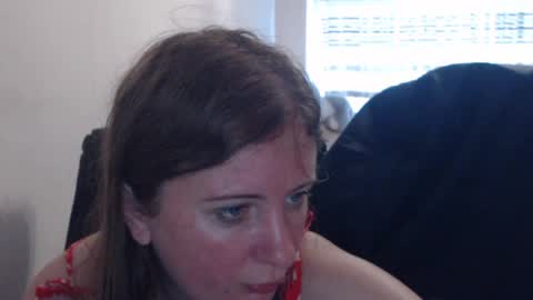 Snapshot of jenisandpeter chatting on 12, 7, 2026 JenisAndPeter online show from 12, 7, 2026