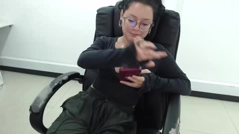 jenn online show from 27, 2, 2026