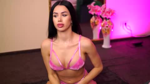 jenna_day online show from 28, 2, 2025