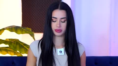 jenna_day online show from 9, 10, 2025