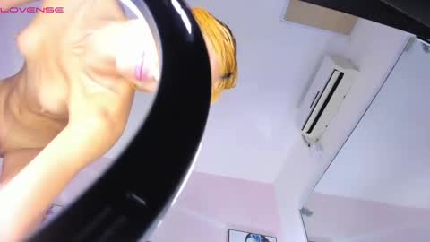 Snapshot of jenna_windsor chatting on 23, 1, 2025 Jenna online show from 23, 1, 2025