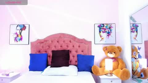 Snapshot of jenna_windsor chatting on 25, 1, 2025 Jenna online show from 25, 1, 2025