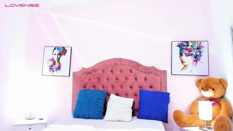 Snapshot of jenna_windsor chatting on 30, 1, 2025 Jenna online show from 30, 1, 2025