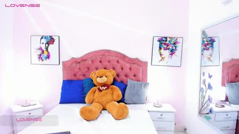 Snapshot of jenna_windsor chatting on 8, 2, 2025 Jenna online show from 8, 2, 2025