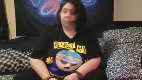 Snapshot of jennabrady chatting on 2, 10, 2025  Dragon Queen. Be my Dragon --  and  online show from 2, 10, 2025