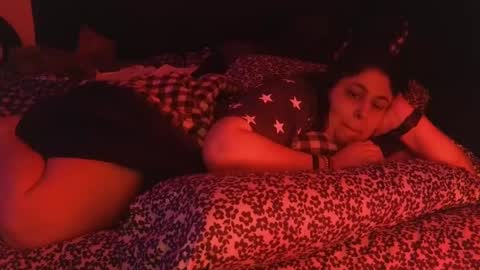 Snapshot of jennabrady chatting on 24, 10, 2025  Dragon Queen. Be my Dragon --  and  online show from 24, 10, 2025