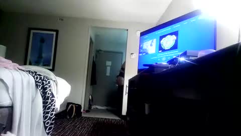 Jenna Cross online show from 4, 2, 2025