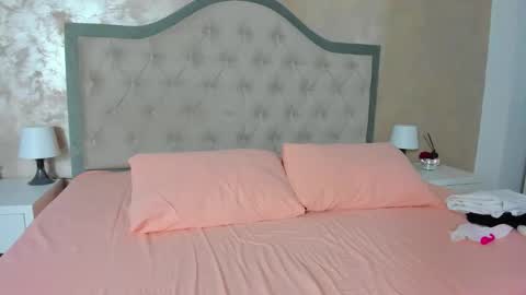 JennaMyers online show from 13, 11, 2025