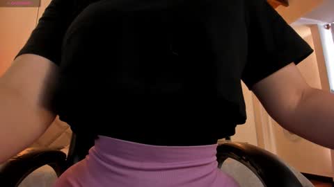 Snapshot of jennaolson chatting on 18, 1, 2026 Jenna Olson online show from 18, 1, 2026