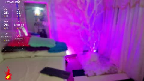 follow me in me  IG jenndy971 online show from 11, 1, 2025