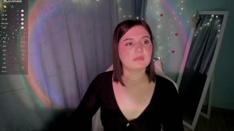 Snapshot of jennie_berry chatting on 5, 1, 2025 Jennie online show from 5, 1, 2025