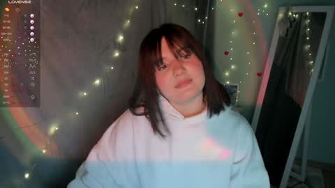 Snapshot of jennie_berry chatting on 4, 2, 2025 Jennie online show from 4, 2, 2025