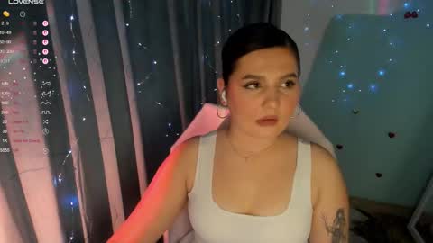 Snapshot of jennie_berry chatting on 11, 11, 2025 Jennie online show from 11, 11, 2025