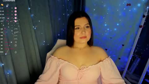 Snapshot of jennie_berry chatting on 11, 11, 2025 Jennie online show from 11, 11, 2025