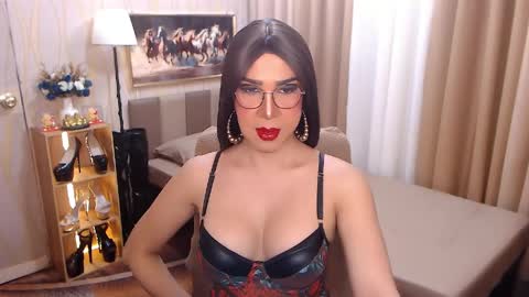 Snapshot of jenniegarcia chatting on 15, 5, 2026 jenniegarcia online show from 15, 5, 2026