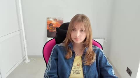 Snapshot of jenniestar chatting on 14, 4, 2026 Karla online show from 14, 4, 2026