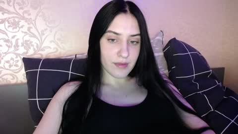 Helen online show from 4, 2, 2025