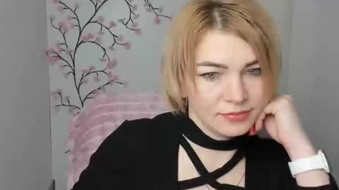 Snapshot of jennifer_cuttie chatting on 18, 1, 2026 Jennifer online show from 18, 1, 2026