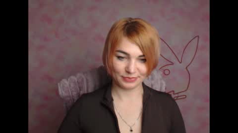 Snapshot of jennifer_cuttie chatting on 1, 4, 2026 Jennifer online show from 1, 4, 2026