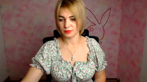 Snapshot of jennifer_cuttie chatting on 21, 7, 2026 Jennifer online show from 21, 7, 2026