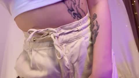 Snapshot of jennifer_shy_ chatting on 16, 10, 2025 Jennifer online show from 16, 10, 2025