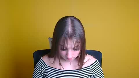 Snapshot of jennifer_xo_ chatting on 4, 1, 2025 Jennifer online show from 4, 1, 2025