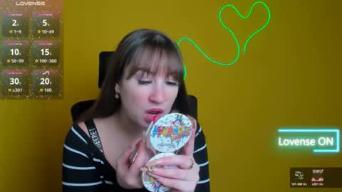 Snapshot of jennifer_xo_ chatting on 18, 10, 2025 Jennifer online show from 18, 10, 2025