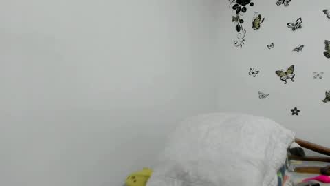 Snapshot of jenniferloveyou chatting on 28, 4, 2026 jenniferloveyou online show from 28, 4, 2026