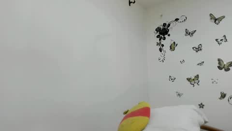 Snapshot of jenniferloveyou chatting on 14, 6, 2026 jenniferloveyou online show from 14, 6, 2026