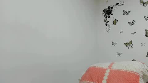 Snapshot of jenniferloveyou chatting on 17, 6, 2026 jenniferloveyou online show from 17, 6, 2026