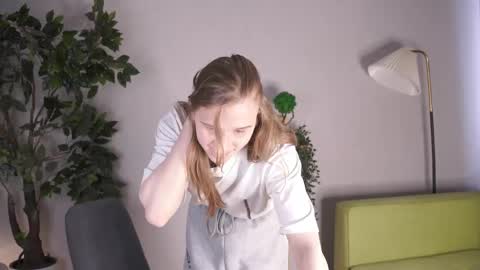 Sofia  online show from 1, 4, 2026
