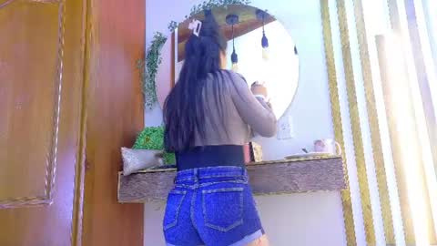 Jennifer vega  online show from 27, 6, 2026