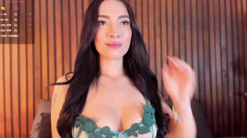 Snapshot of jennmiller_ chatting on 8, 2, 2025 online show from 8, 2, 2025