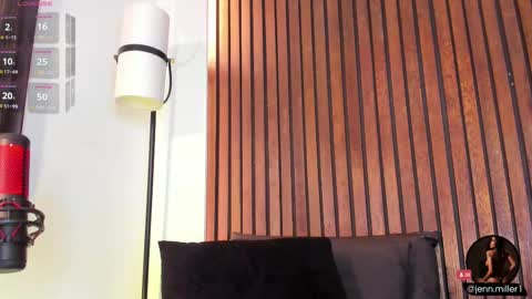 Snapshot of jennmiller_ chatting on 7, 3, 2025 online show from 7, 3, 2025