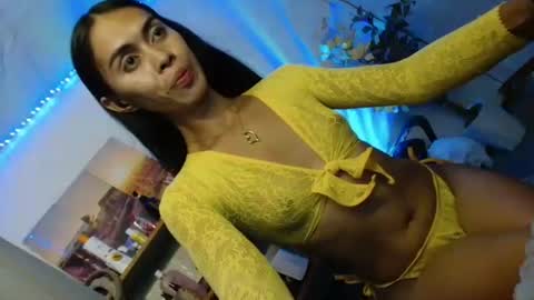 PRETTY JENNY online show from 5, 3, 2026
