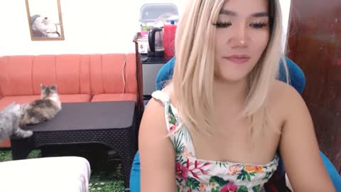 Snapshot of jenny_fromphil chatting on 3, 1, 2025 Jenny online show from 3, 1, 2025