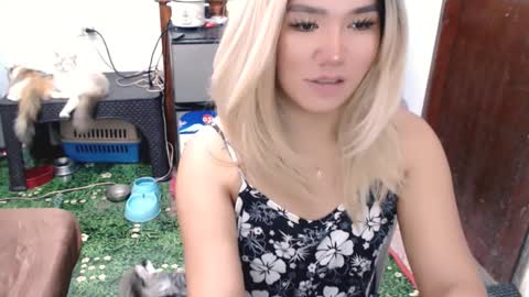 Snapshot of jenny_fromphil chatting on 10, 2, 2025 Jenny online show from 10, 2, 2025