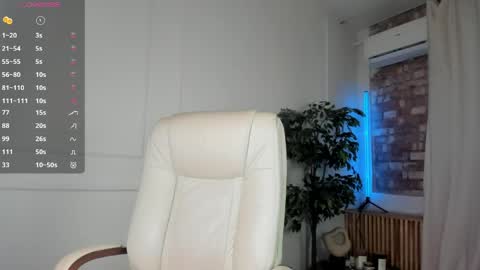 Snapshot of jenny_harringtons chatting on 2, 6, 2026 jenny_harringtons online show from 2, 6, 2026