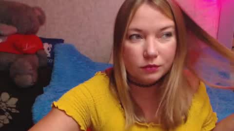 Snapshot of jenny_oliviawow chatting on 10, 10, 2025 All the most interesting in private. my room for my smile online show from 10, 10, 2025