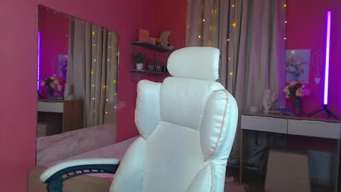 jenny_smitx online show from 19, 2, 2025