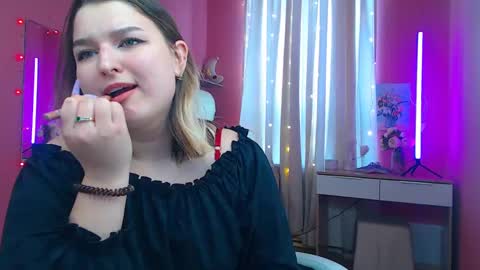 jenny_smitx online show from 5, 3, 2025