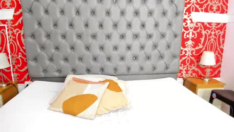 jenny_towers online show from 10, 9, 2025