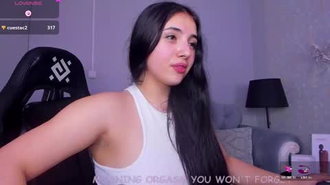 Snapshot of jennyferguson chatting on 3, 2, 2025 Jenny Ferguson online show from 3, 2, 2025