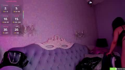 Snapshot of jennyferguson chatting on 6, 11, 2025 Jenny Ferguson online show from 6, 11, 2025