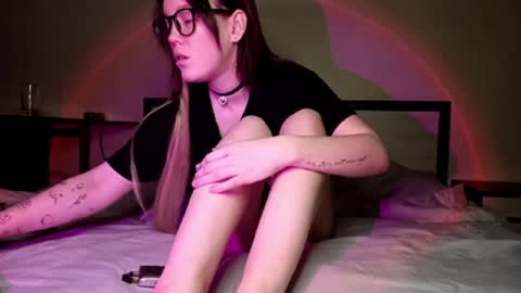 Snapshot of jennyrass chatting on 9, 11, 2025 JennyRass online show from 9, 11, 2025