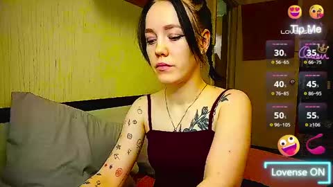 Snapshot of jennyrass chatting on 6, 5, 2026 JennyRass online show from 6, 5, 2026