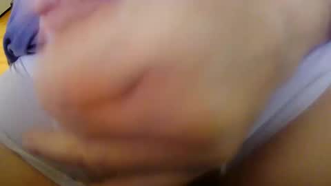 Snapshot of jepn1112 chatting on 28, 12, 2024 JoeEBear online show from 28, 12, 2024