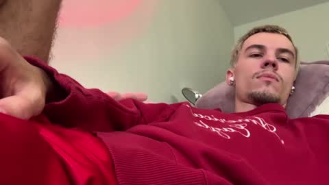 jeremy1scott online show from 25, 7, 2026