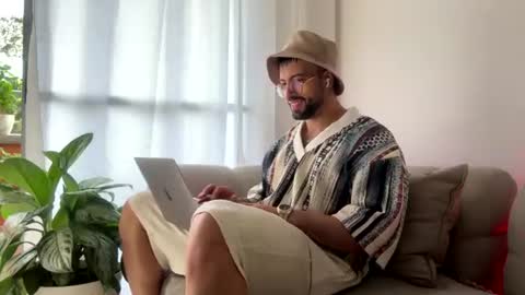 Snapshot of jeremy_harden chatting on 8, 7, 2026 Jeremy online show from 8, 7, 2026